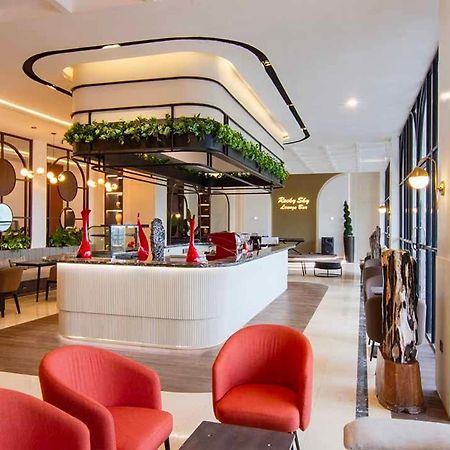 Grand Rocky Hotel Bukittinggi Extérieur photo