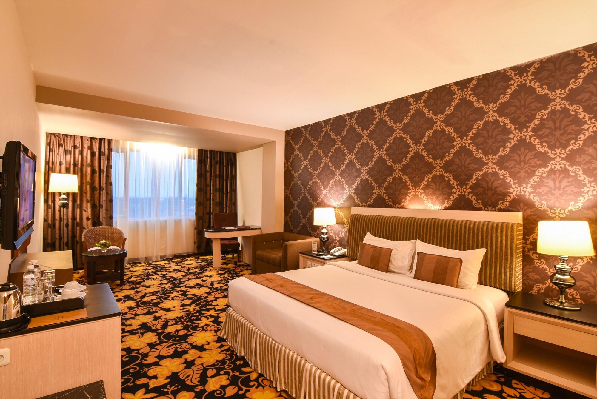 Grand Rocky Hotel Bukittinggi Extérieur photo
