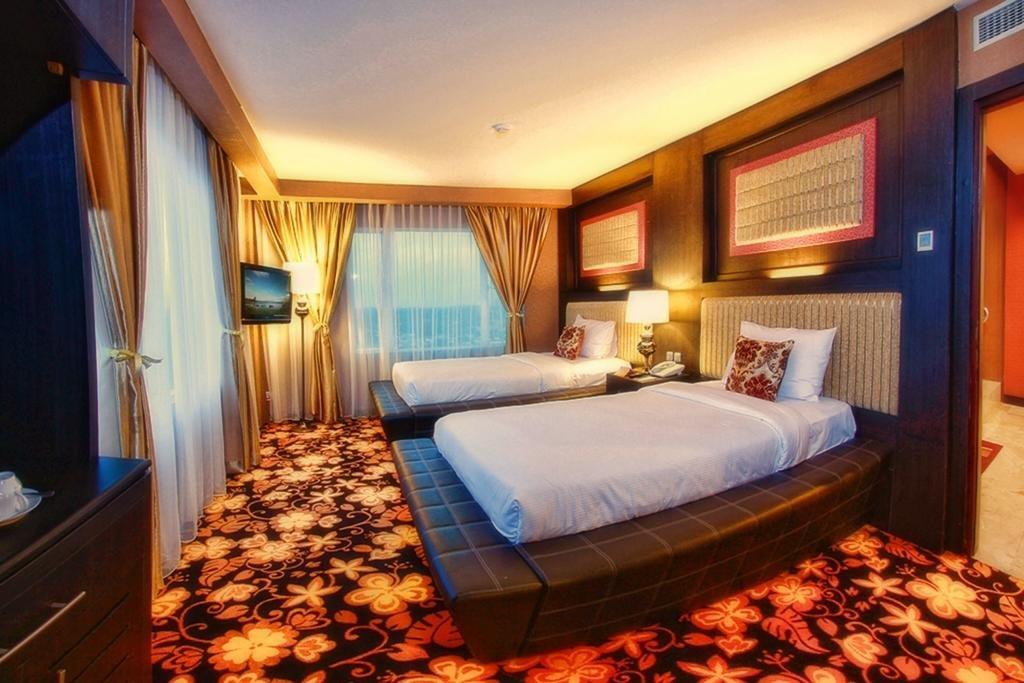 Grand Rocky Hotel Bukittinggi Extérieur photo