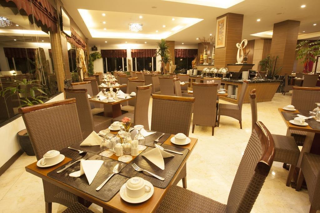 Grand Rocky Hotel Bukittinggi Extérieur photo