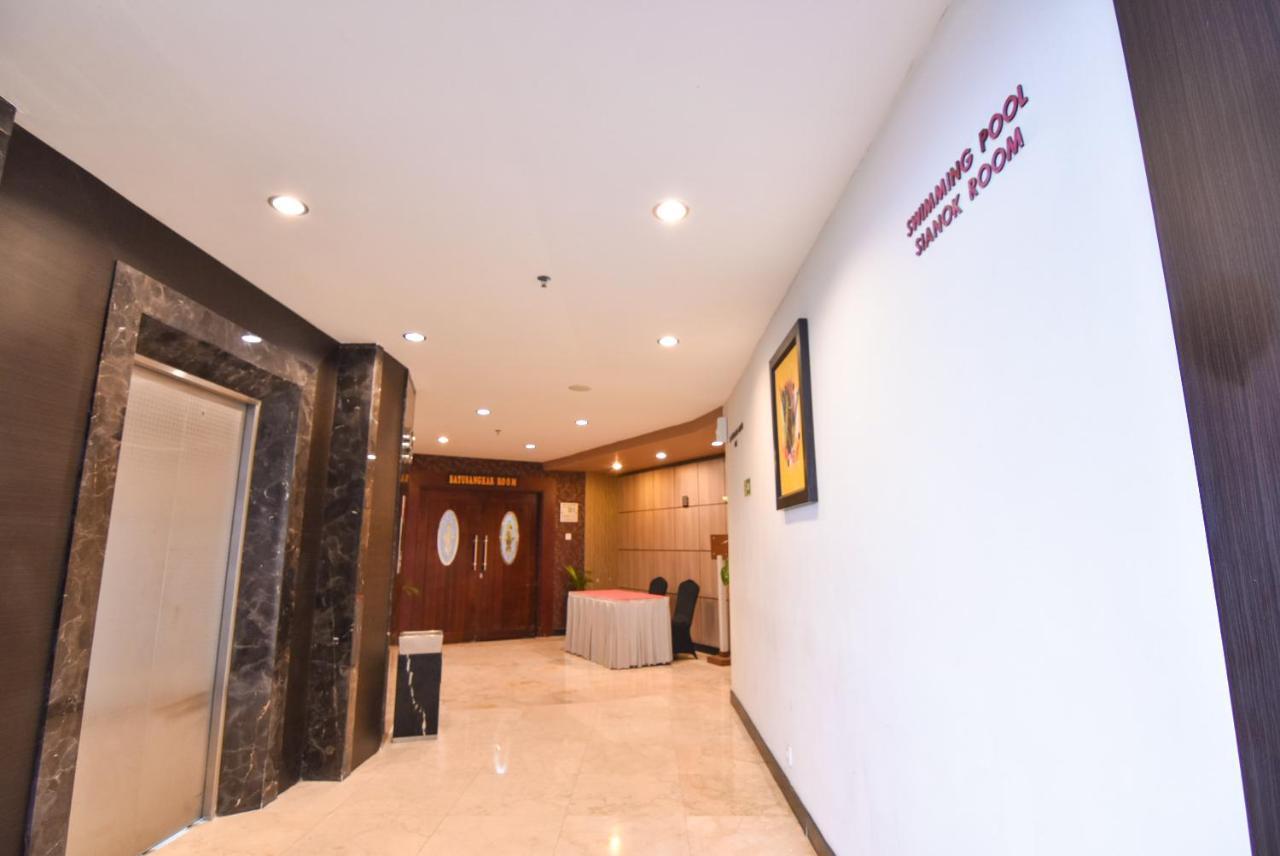 Grand Rocky Hotel Bukittinggi Extérieur photo